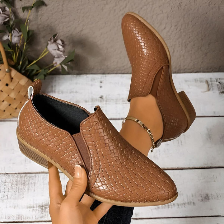 Alyssa™ | Willow Orthopedic Oxford Shoes