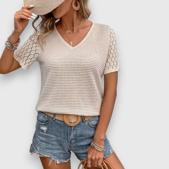 Riley™ | Emanie Romantic Blouse